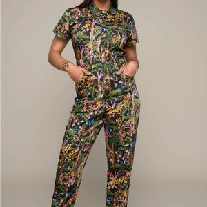 Mixed by Nasrin Jungle Print Jumpsuit (Size Medium/Tall)
